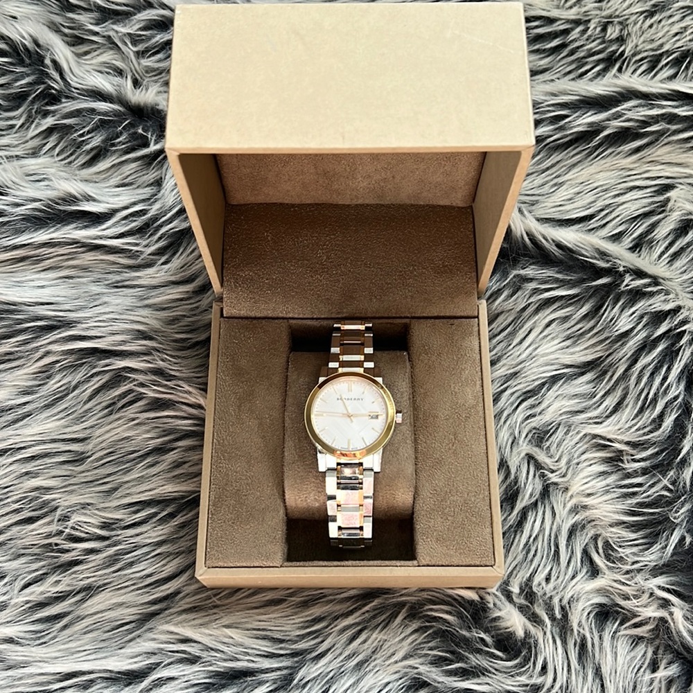 Burberry wrist watch